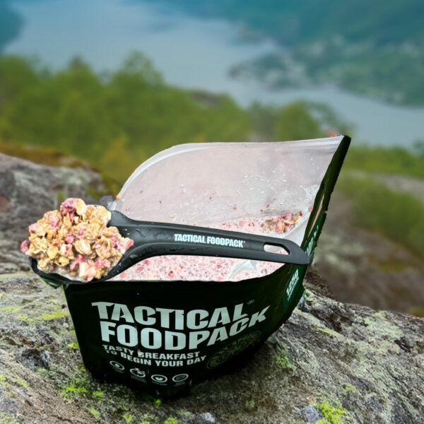 Tactical Foodpack Crunchy muesli with strawberries
